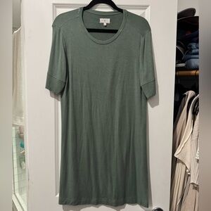 Lou & Grey Green Sweater Dress